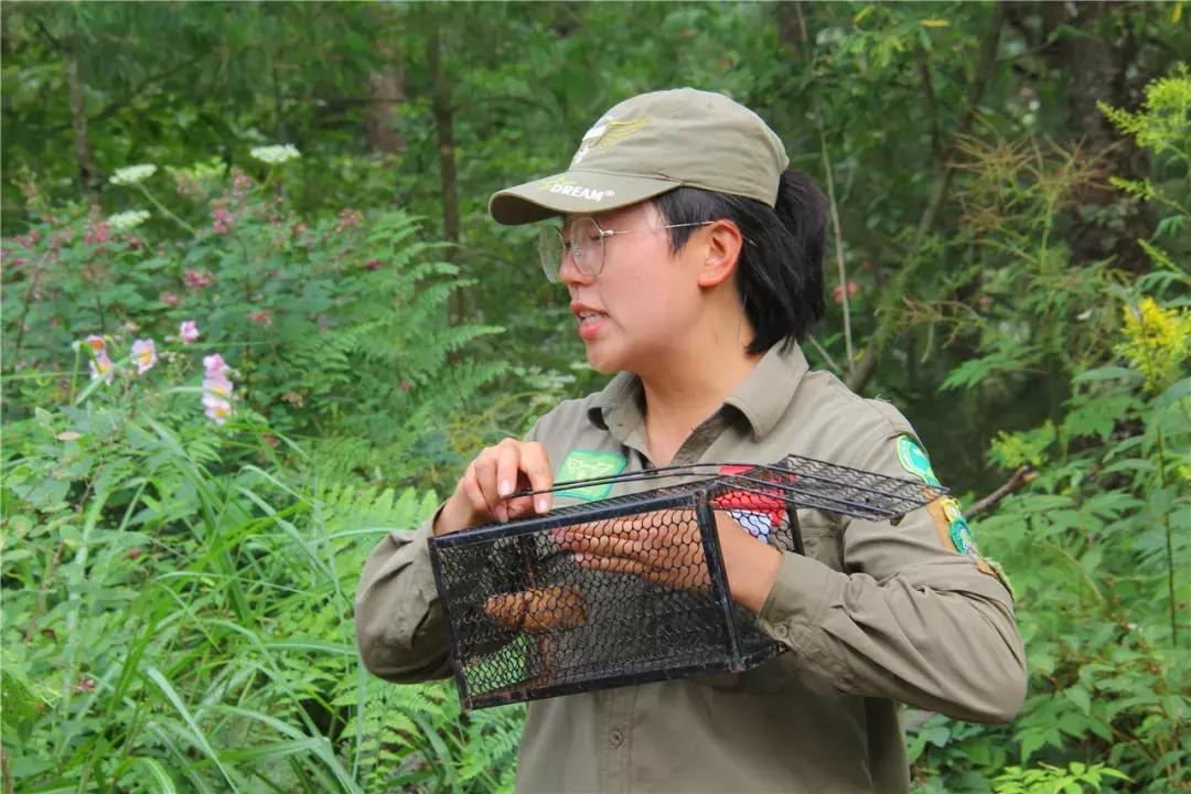 带小孩来田间地头体验生活,带孩子体验一下田间生活