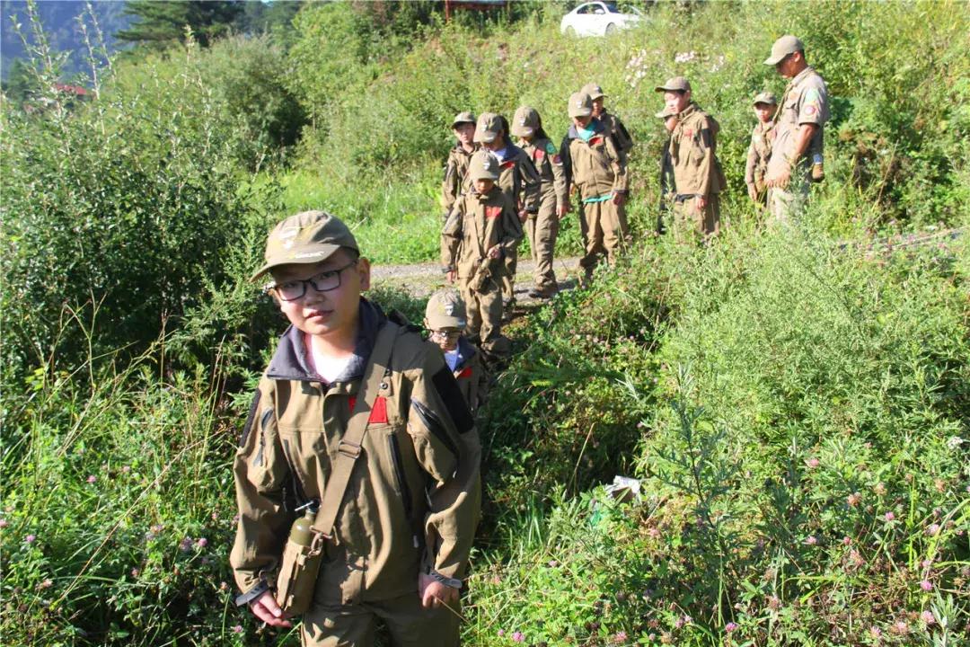 带小孩来田间地头体验生活,带孩子体验一下田间生活