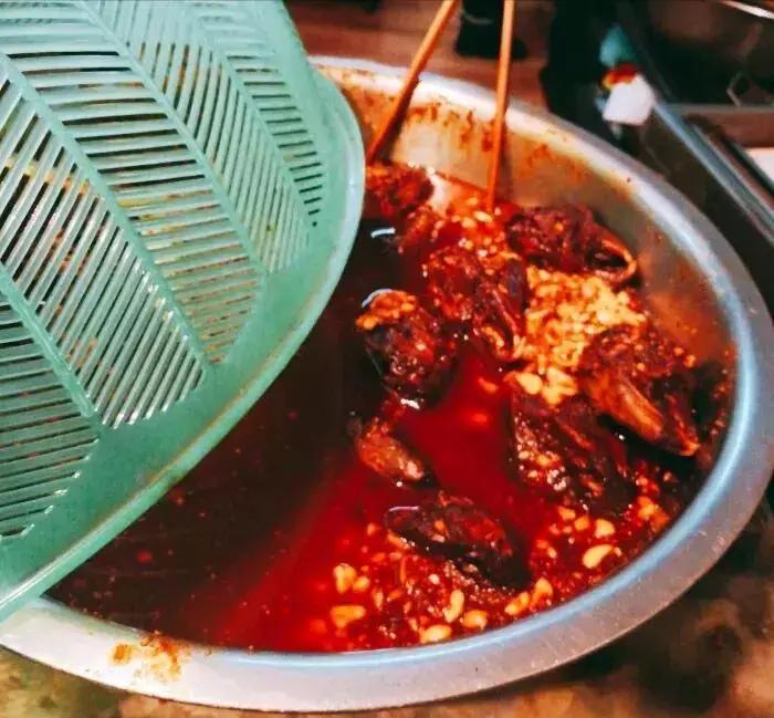 一天卖几千只的兔子,一天卖出1000只鸡