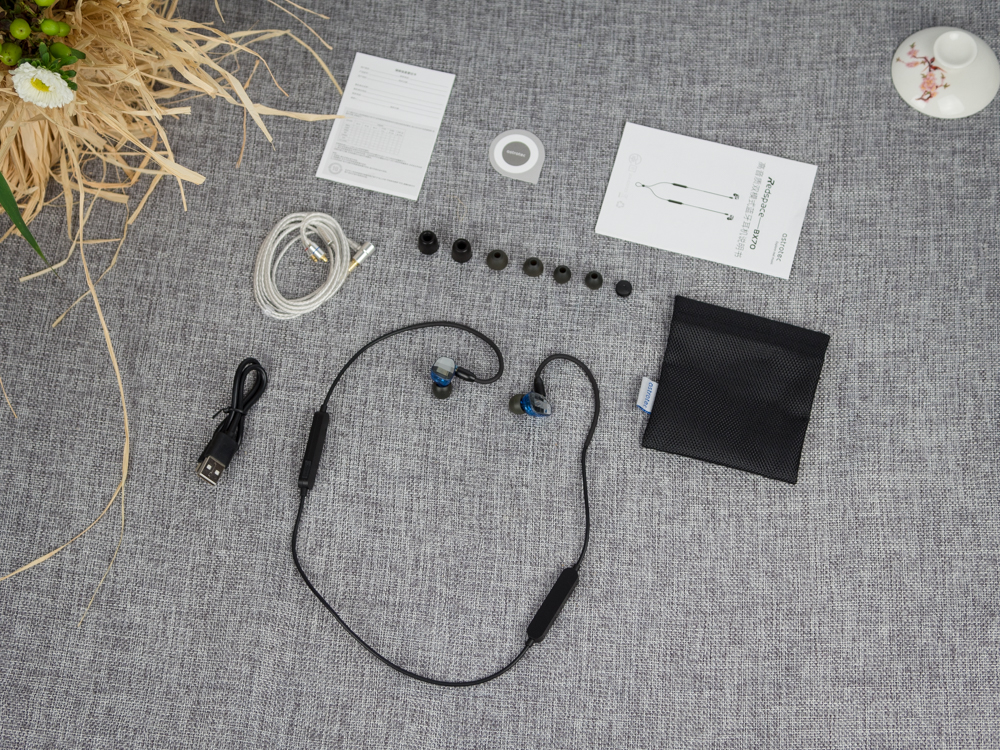 阿思翠平头耳机,阿思翠700耳机评测