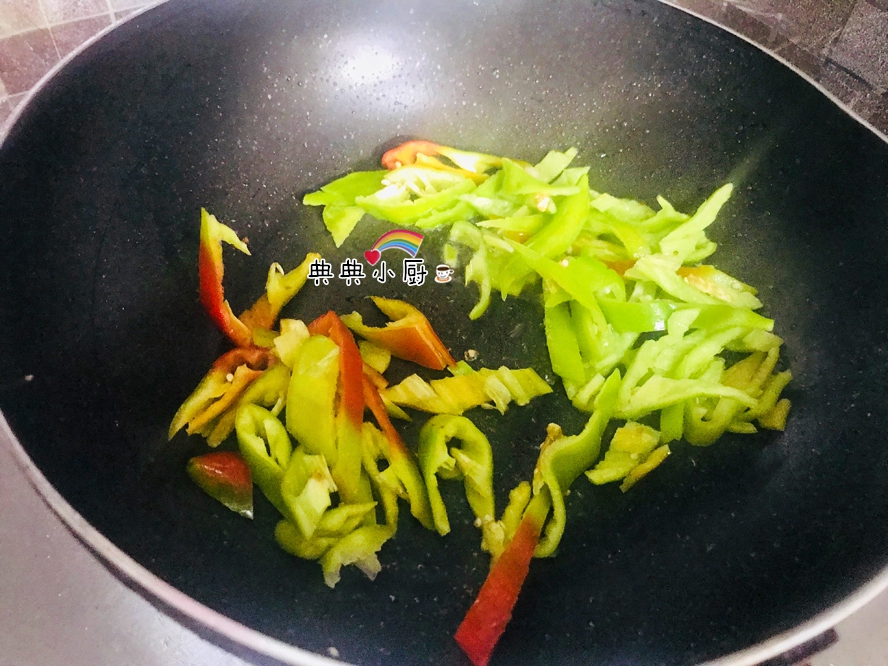 油条美食教程简单易学,油条这样做好吃不腻让你天天想吃