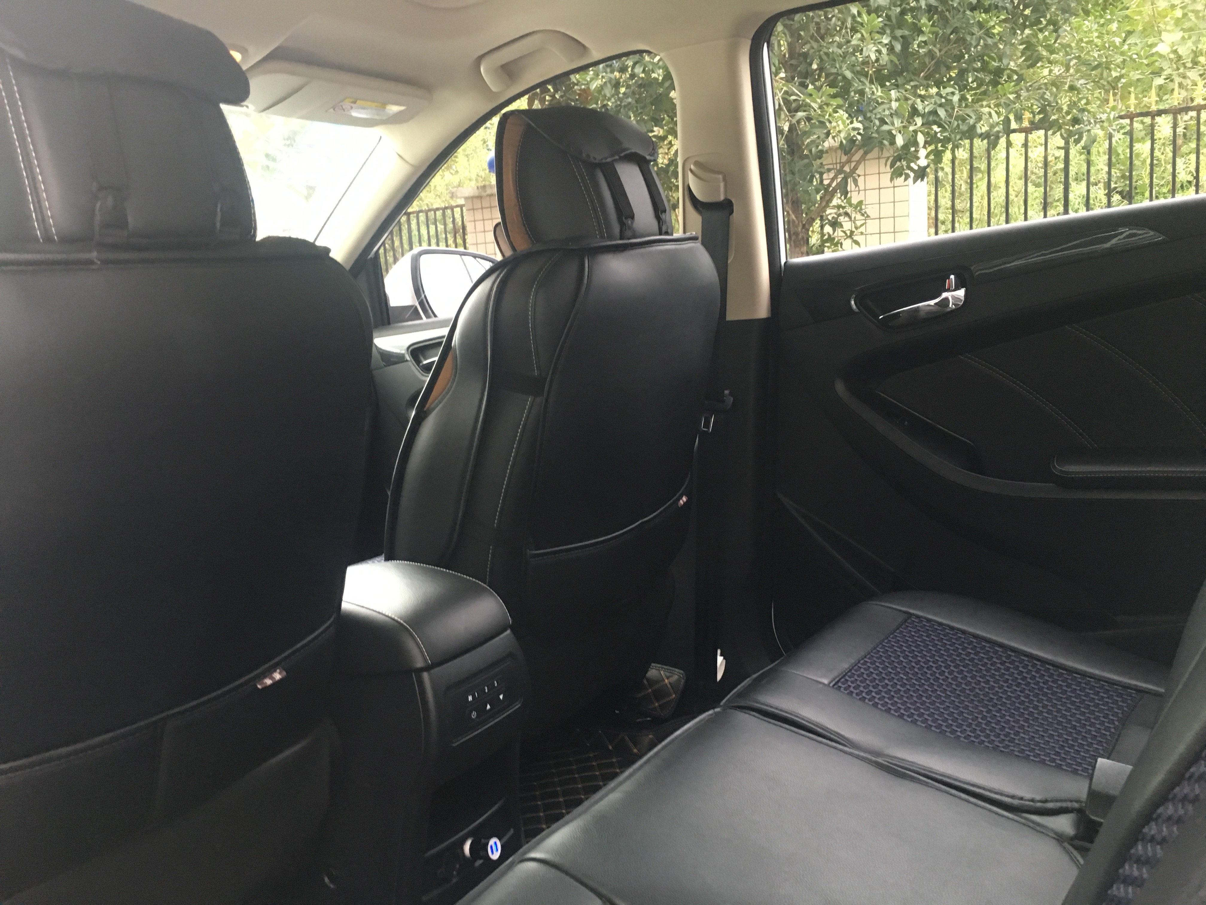 东风风光580三大优势和三大缺点,东风风光580六座优缺点