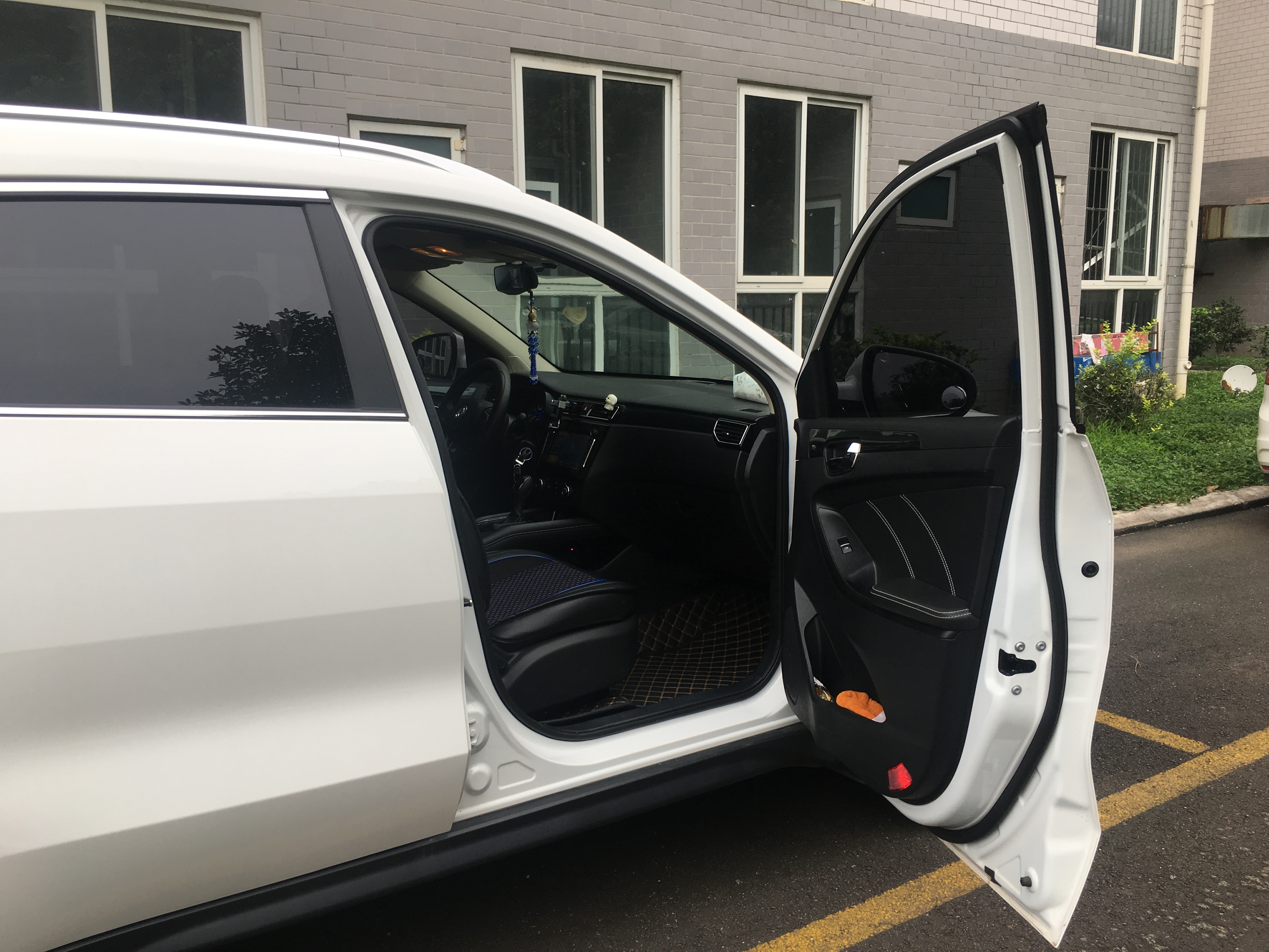 东风风光580三大优势和三大缺点,东风风光580六座优缺点