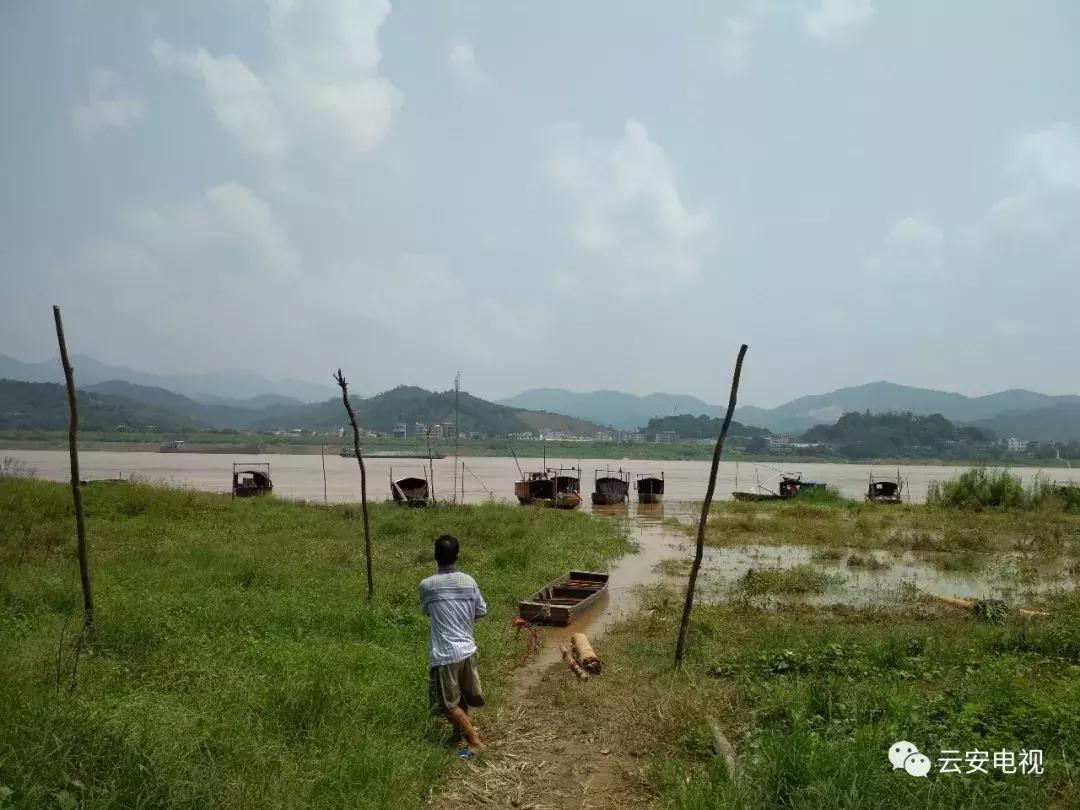 日出而作日落而息渔民,带你体验渔民捕鱼乐趣