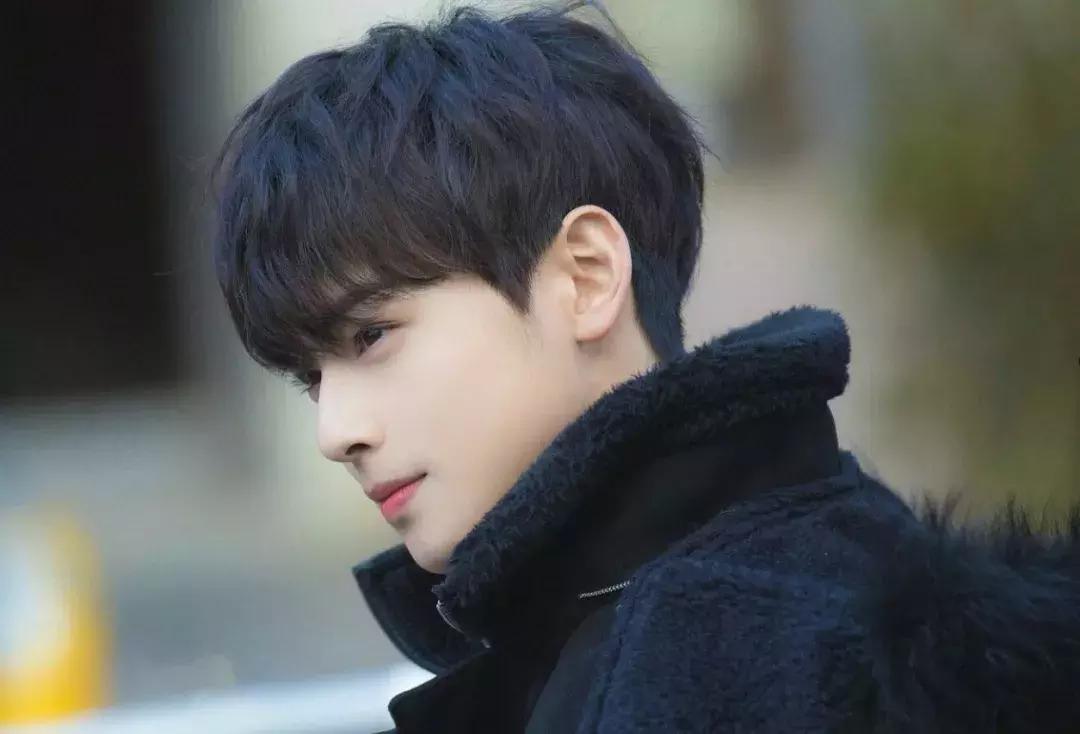 我的id是江南美人女主穿搭合集,我的id是江南美人女主衬衫穿搭