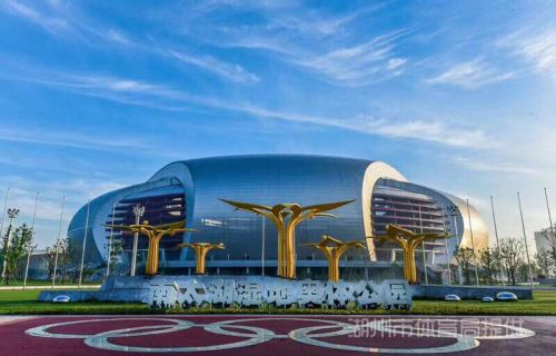 鏈変綋鑲叉剰涔夌殑鍦版爣寤虹瓚,浣撹偛杩愬姩鍏洯鍦版爣