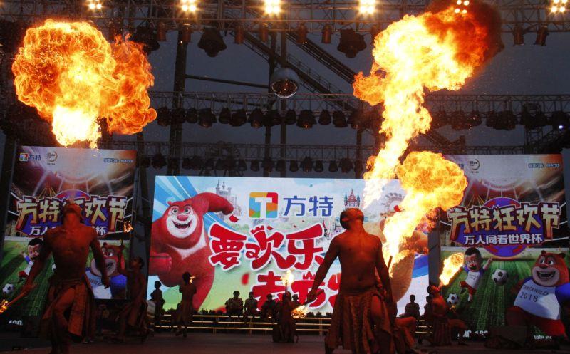 方特夜场能玩什么奇幻冬日大巡游,暑期最后一个狂欢夜一定要来方特