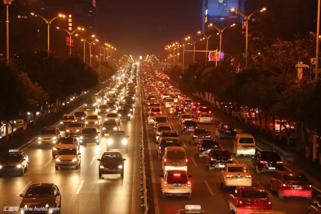 与孩子度过暑假快乐时光,让孩子们度过充实又丰富的暑期