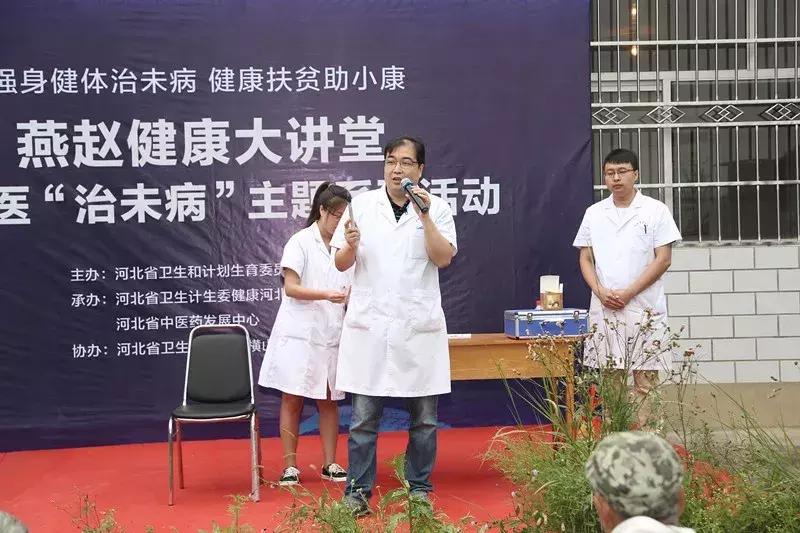 自己艾灸拔罐哪个新手更安全些,艾灸拔罐的正确使用方法