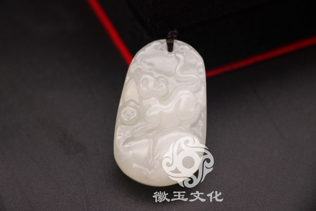 2021年属马人戴金蟾好还是貔貅好,貔貅金蟾可以一起佩戴吗