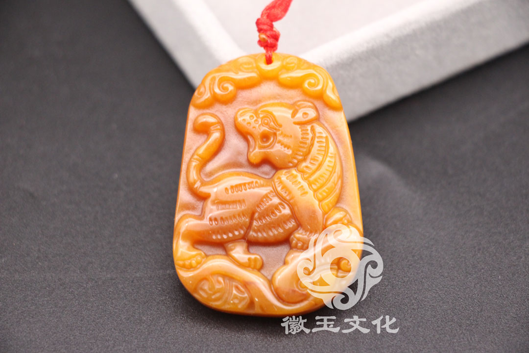 2021年属马人戴金蟾好还是貔貅好,貔貅金蟾可以一起佩戴吗