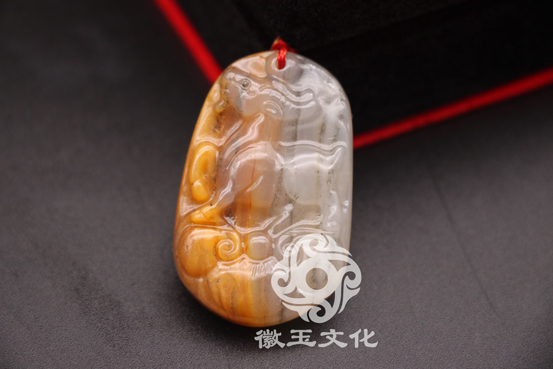 2021年属马人戴金蟾好还是貔貅好,貔貅金蟾可以一起佩戴吗