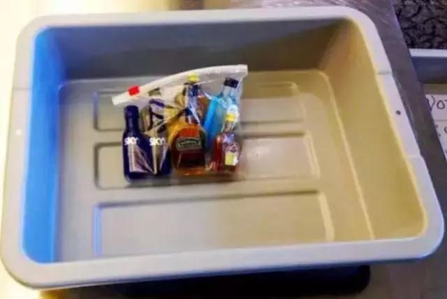 飞机可以带什么吃的东西上去,哪些东西最方便可以带上飞机