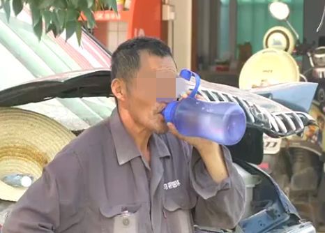 喝完水想吐发晕怎么解决,一下子喝太多水头晕想吐