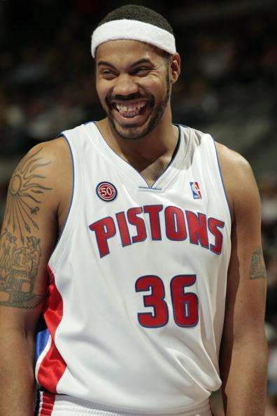 詹姆斯改球衣背后的名字,勒布朗詹姆斯改球衣号码