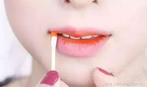 如何化妆能让圆脸变小？再也不用美图修脸了！｜技巧