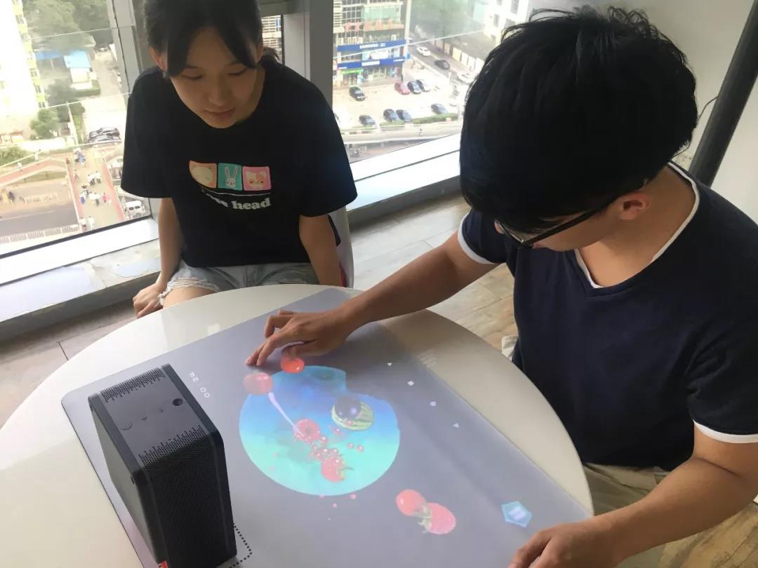 夏天怎么过才好玩,夏天怎么过得舒服