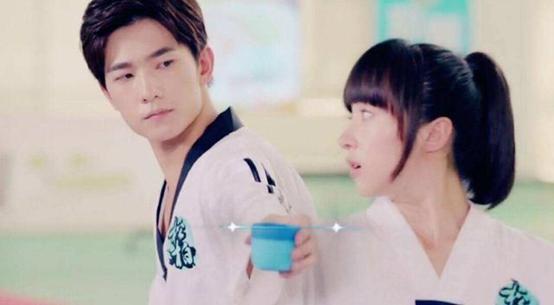 翻盘了，两年不见，我竟然被杨洋满脸胡渣的糙汉形象圈粉了