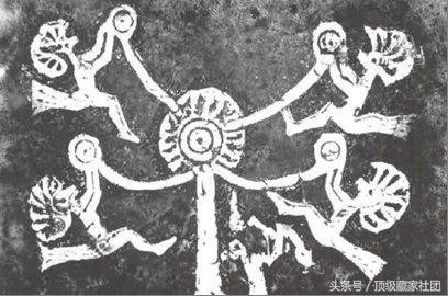 古滇国青铜器上的佛陀原型