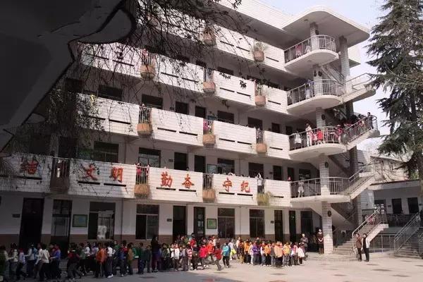 南京性价比最高的小学学区房,南京各区最好的小学排名