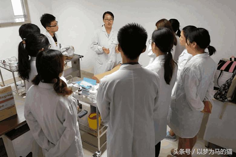 2023高考生二本选什么专业最好,高考这5个专业最吃香