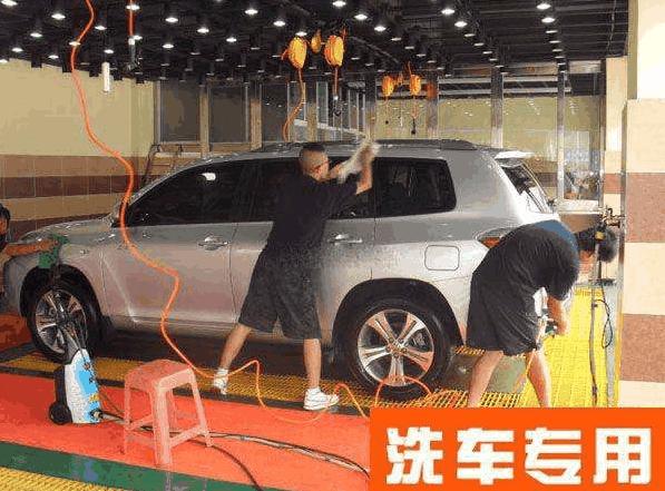 为什么老司机都不去洗车店洗车？知道内情后，网友：真鸡贼
