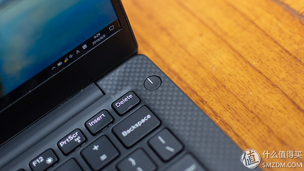 “同样配置”贵2000，DellXPS139360有何出众，有何妥协？