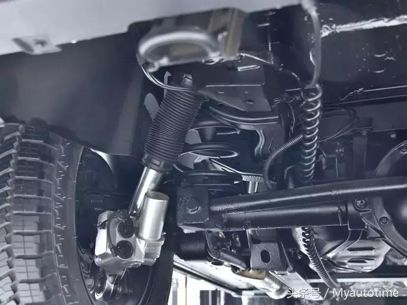 奔驰大g最适合越野的版本,奔驰大g的评价