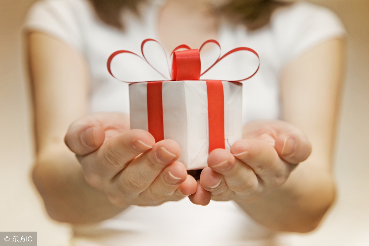 老年长辈生日送什么礼物好,给老人生日礼物送什么最合适长辈