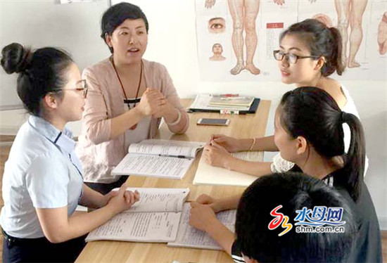 创业故事讲述自己,创业故事2016