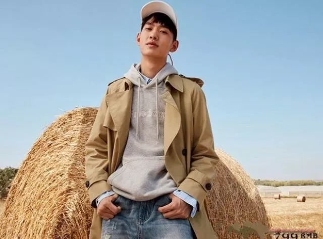 雎晓雯鞋子广告,雎晓雯彩妆广告