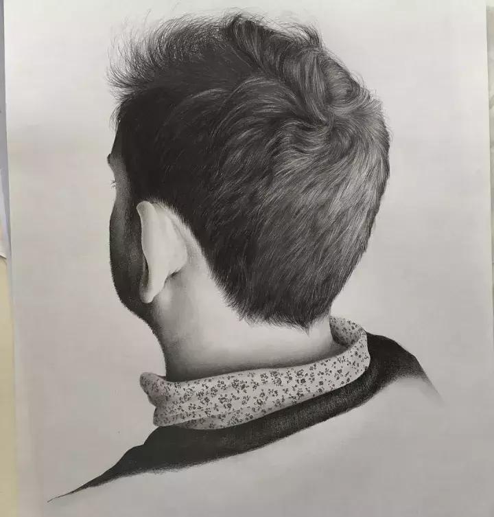 柔顺的长发很容易引人遐想，一起来看看画师笔下的头发如何表现