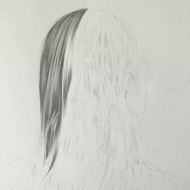 柔顺的长发很容易引人遐想，一起来看看画师笔下的头发如何表现