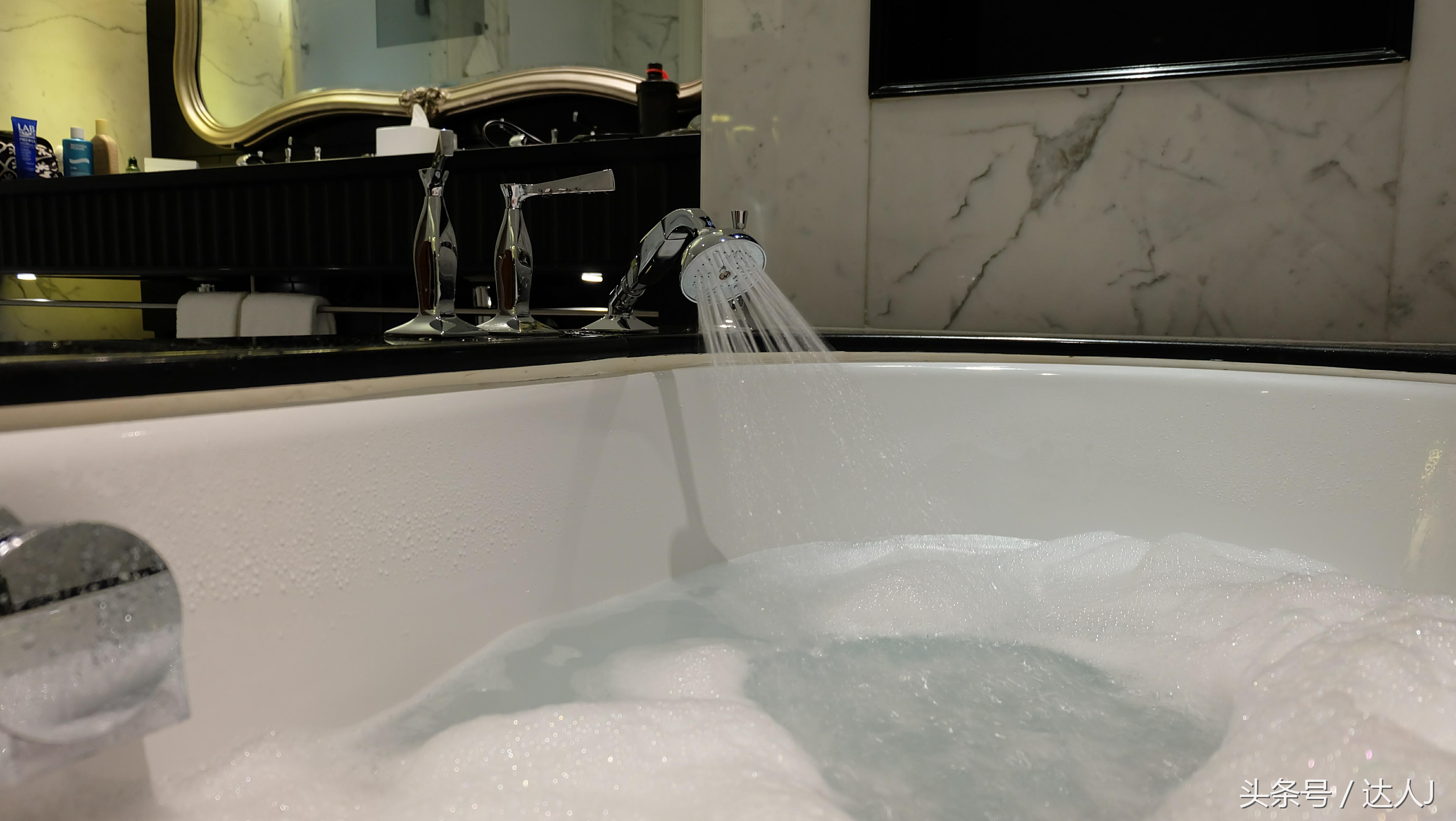 一篇文章告诉你阿塞拜疆该怎么玩,阿塞拜疆野外攻略