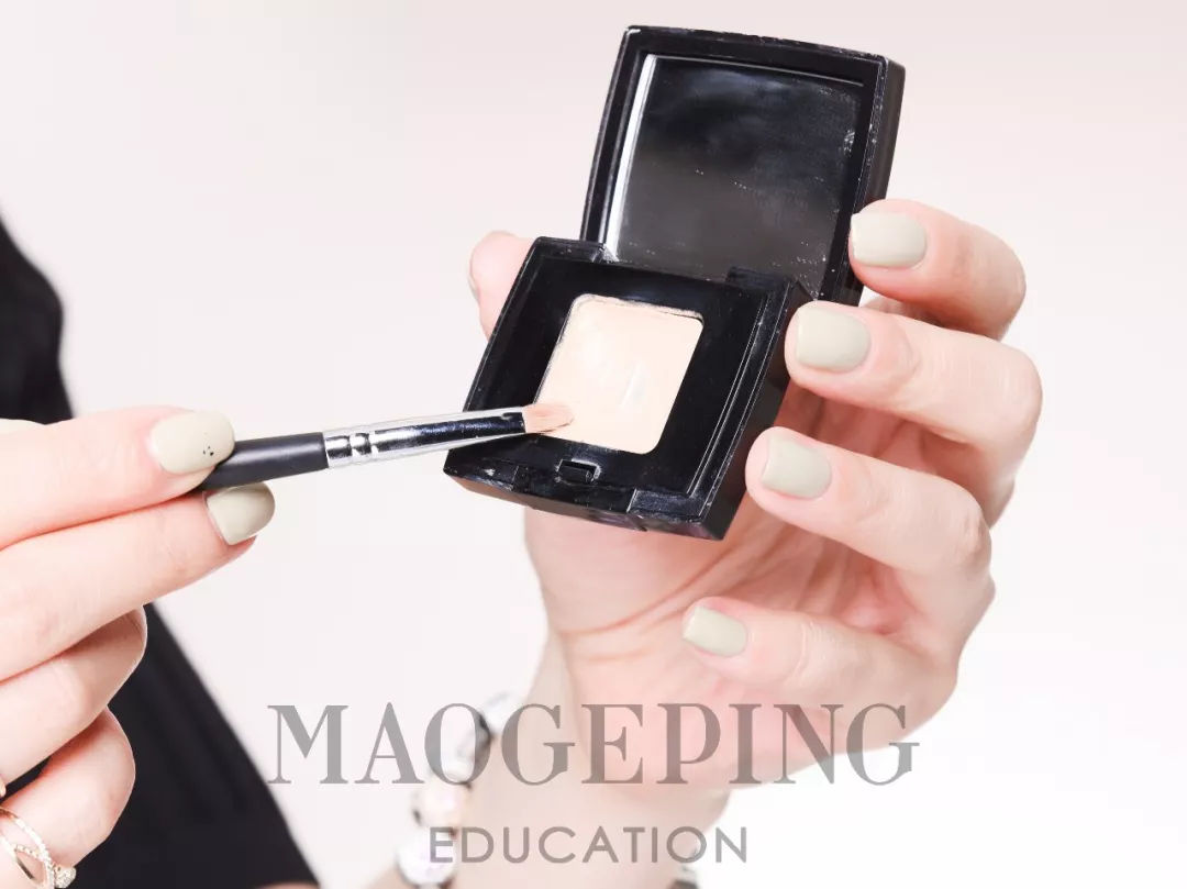 正确的护肤化妆顺序卡通,早晨化妆护肤的先后顺序