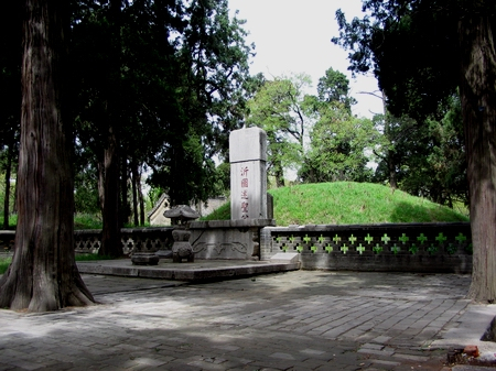 中国最好的风水墓碑,风水宝地挖墓碑