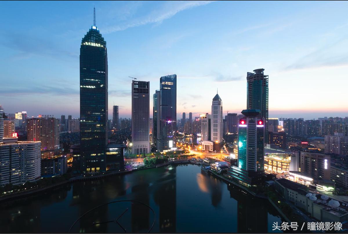 ps相片换天空怎么换,ps换天空后怎么精修