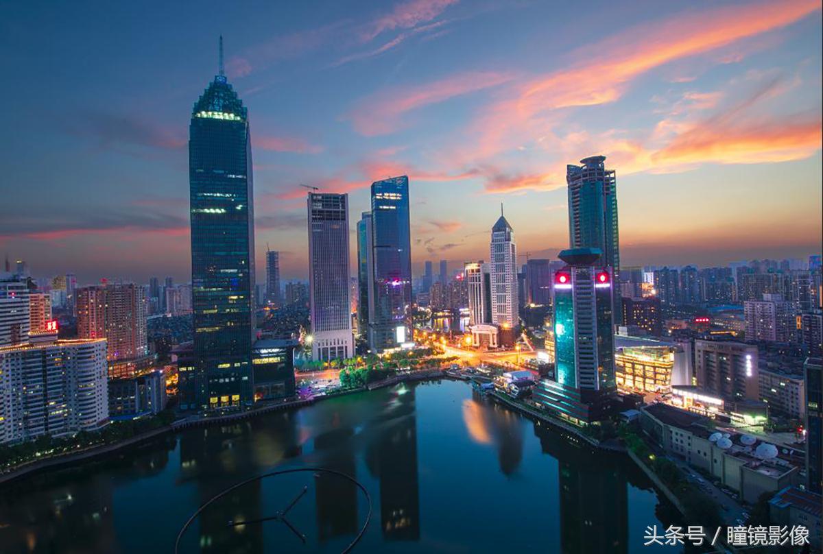 ps相片换天空怎么换,ps换天空后怎么精修