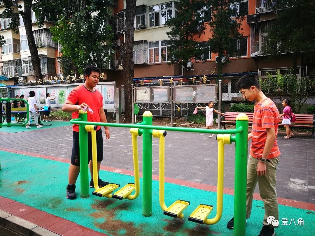 「快乐创城」我为创城做贡献争做文明小使者