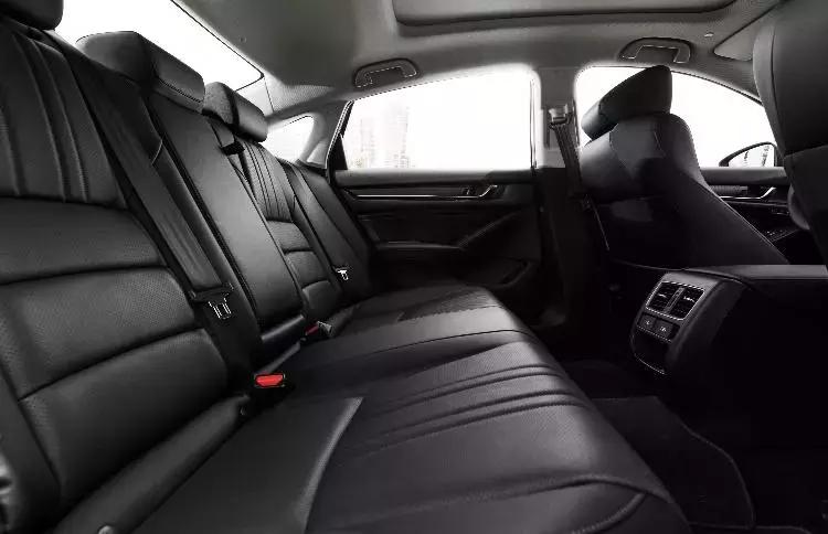 试驾第十代雅阁混动版,十代雅阁混动锐领版沉浸体验