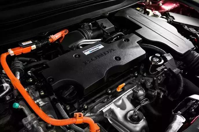 试驾第十代雅阁混动版,十代雅阁混动锐领版沉浸体验