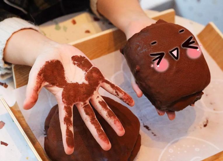 网红爆浆脏脏包6寸32个一箱,网红爆浆脏脏包32个一箱