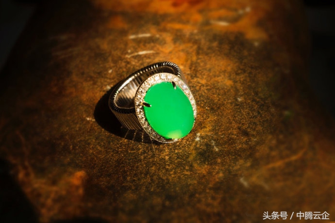 真芯天下无假货商城为澳洲珠宝订制区块链“真爱护照”