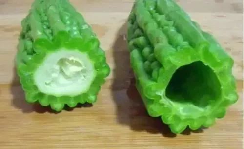 「夜听」1根苦瓜=10幅药！再不知道就晚了！