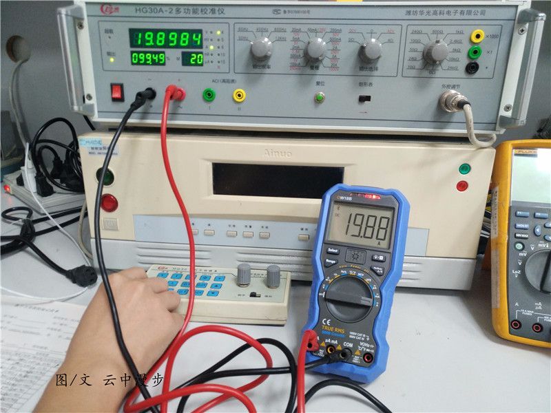 ow18b万用表怎么测电压,ow18b万用表使用方法