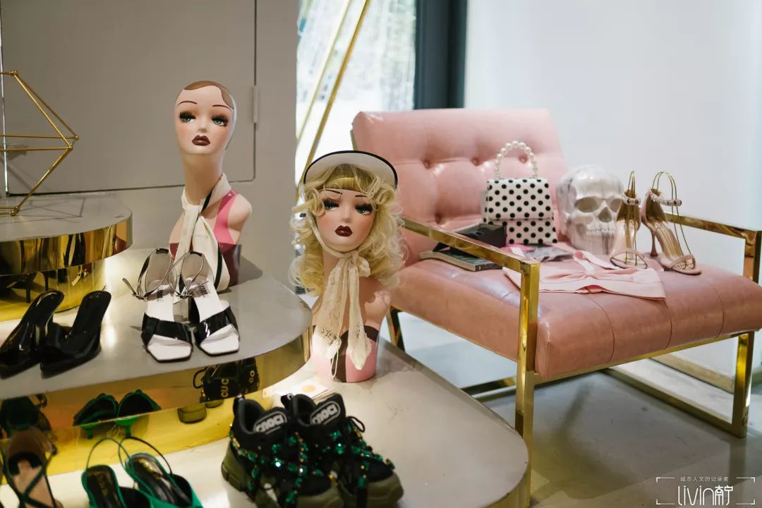 桂电出来的企业家,桂电卖衣服