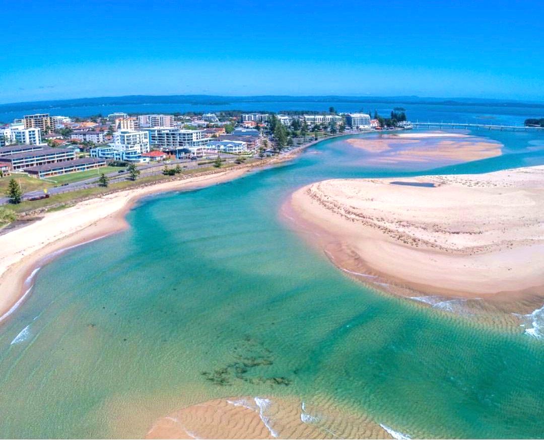 出走澳洲：到鹈鹕之都赏三面水景，观群鸟争食