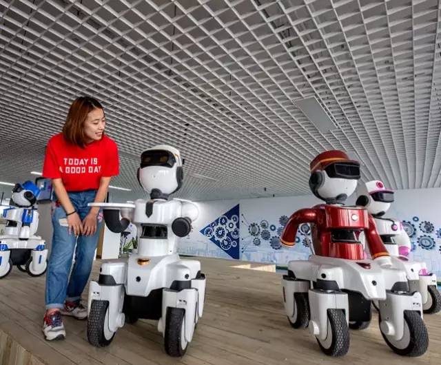 南京23万“码农”必备这本说明书｜庆祝改革开放四十周年