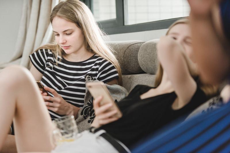 东欧模特在杭州：日入万元