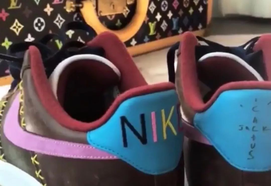 潮闻快食TravisScottxAF1再爆新联乘,ABATHINGAPE发售在即